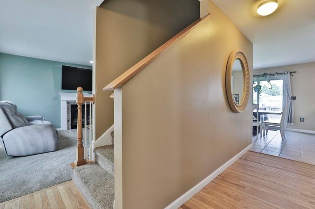 5 Acton Street, Nashua, NH 03060