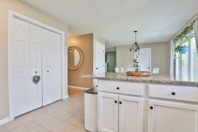 5 Acton Street, Nashua, NH 03060