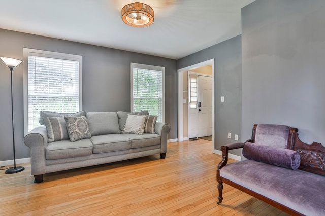 5 Acton Street, Nashua, NH 03060