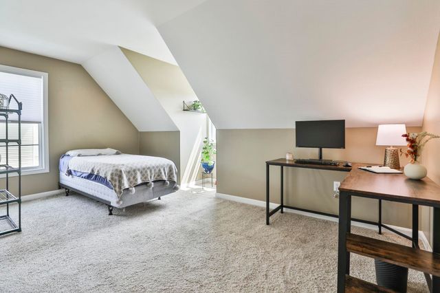 5 Acton Street, Nashua, NH 03060
