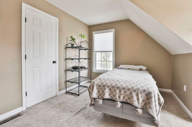 5 Acton Street, Nashua, NH 03060