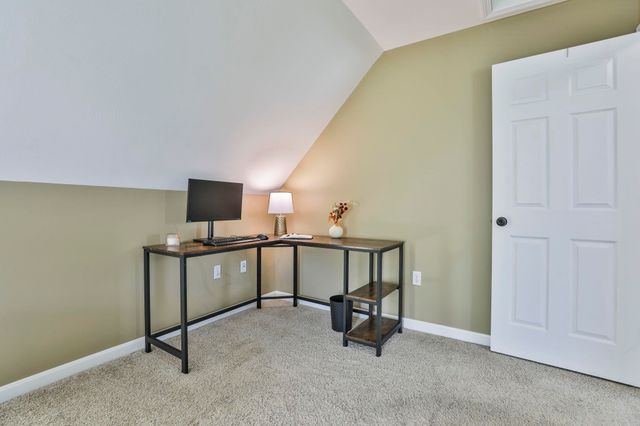 5 Acton Street, Nashua, NH 03060