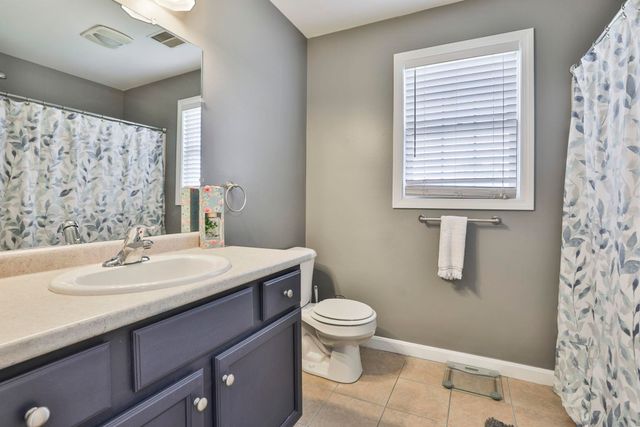 5 Acton Street, Nashua, NH 03060