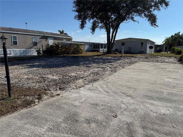 420 49TH STREET E 85, Palmetto, FL 34221