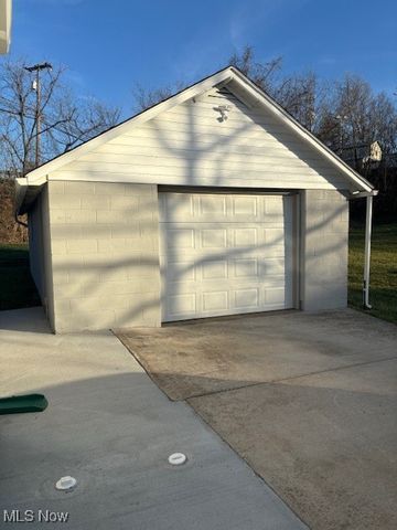 1301 Division Street, Parkersburg, WV 26101