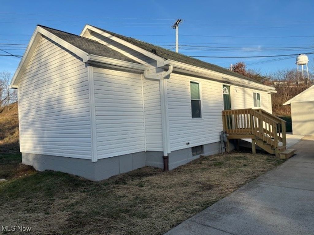 1301 Division Street, Parkersburg, WV 26101