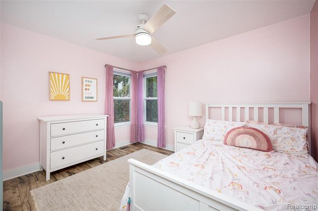 315 Cambridge Drive, Dexter, MI 48130