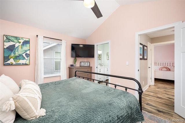 315 Cambridge Drive, Dexter, MI 48130