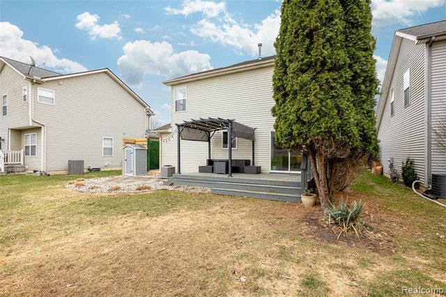 315 Cambridge Drive, Dexter, MI 48130