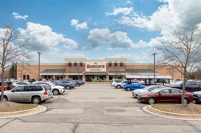 315 Cambridge Drive, Dexter, MI 48130