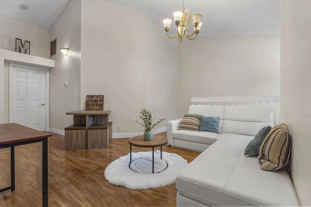 12 Vía De Casas Sur Apt 203, Boynton Beach, FL 33426