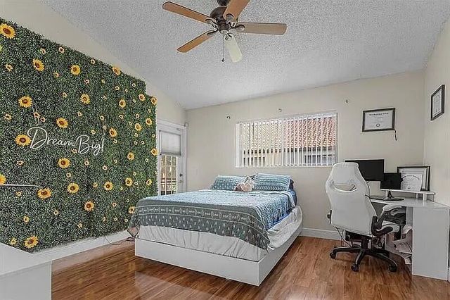 12 Vía De Casas Sur Apt 203, Boynton Beach, FL 33426