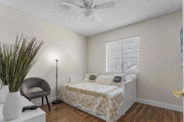 12 Vía De Casas Sur Apt 203, Boynton Beach, FL 33426