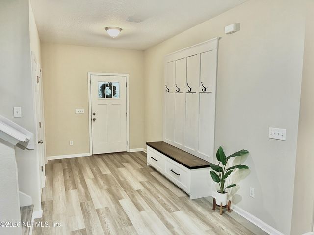 2214 TWIN PINES Circle W, Jacksonville, FL 32246