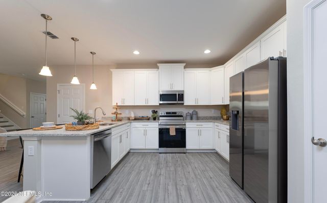 2214 TWIN PINES Circle W, Jacksonville, FL 32246