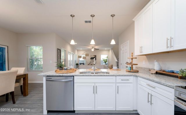 2214 TWIN PINES Circle W, Jacksonville, FL 32246
