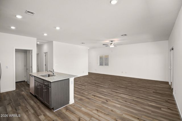 626 W Red Hawk Court, Casa Grande, AZ 85122
