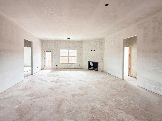 11716 SW 15th Terrace, Yukon, OK 73099