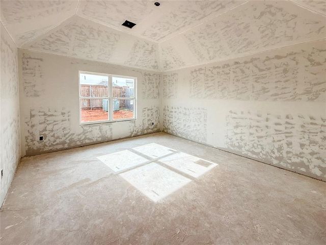 11716 SW 15th Terrace, Yukon, OK 73099