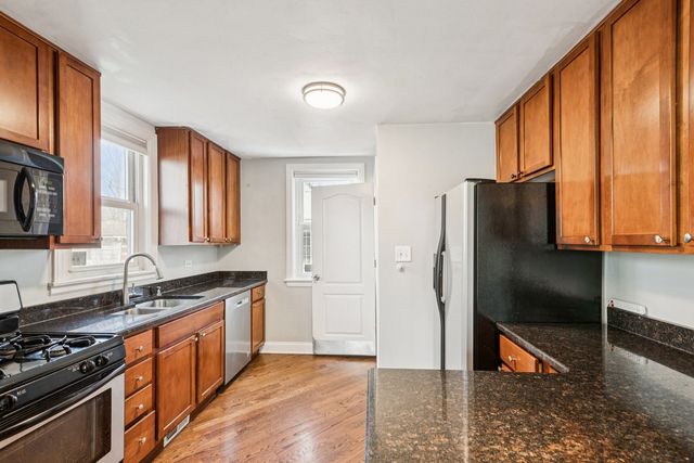 8646 Harms Road, Skokie, IL 60077