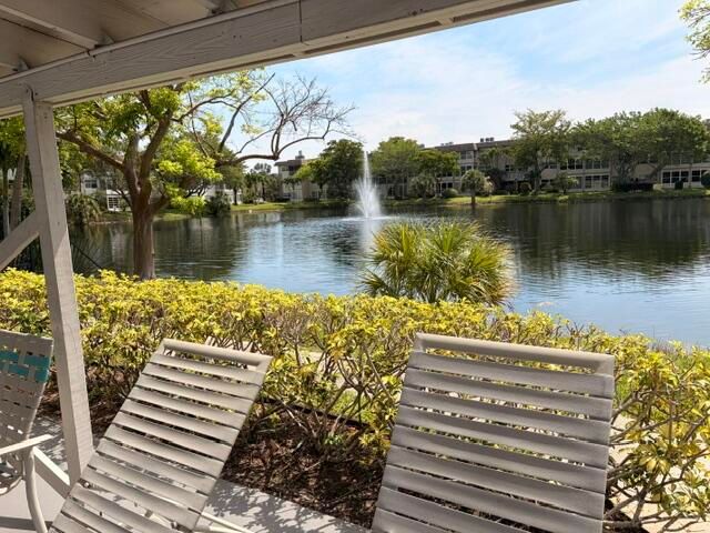 5103 NW 35th Street 401, Lauderdale Lakes, FL 33319
