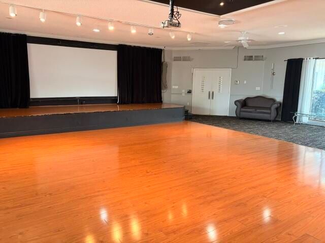 5103 NW 35th Street 401, Lauderdale Lakes, FL 33319