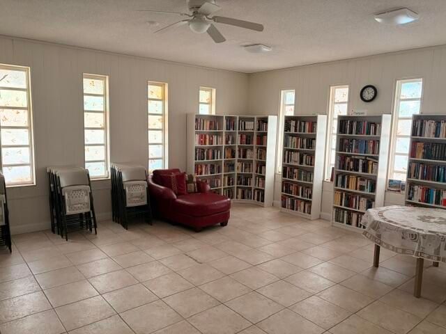 5103 NW 35th Street 401, Lauderdale Lakes, FL 33319