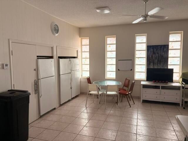 5103 NW 35th Street 401, Lauderdale Lakes, FL 33319