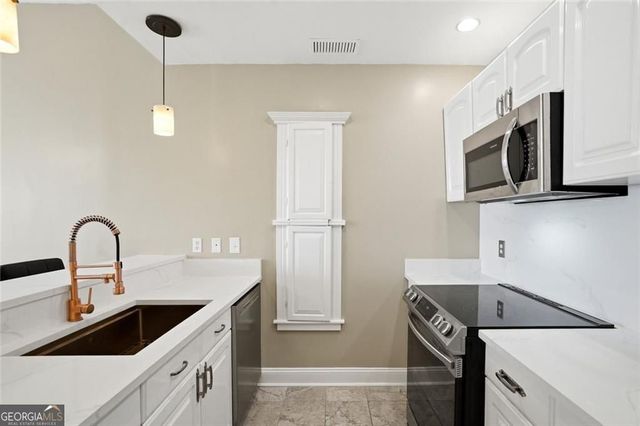 3481 Lakeside Drive PH TS5, Atlanta, GA 30326