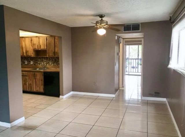 2565 OAK PARK WAY 213, Orlando, FL 32822