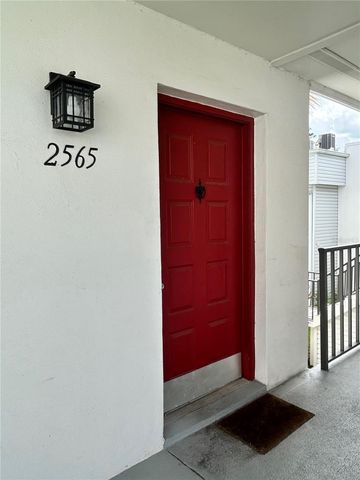 2565 OAK PARK WAY 213, Orlando, FL 32822