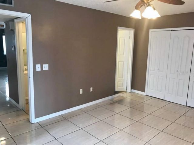 2565 OAK PARK WAY 213, Orlando, FL 32822