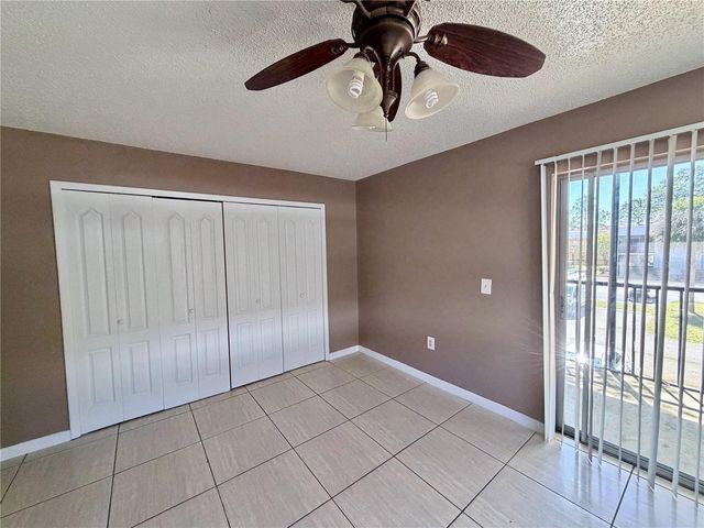 2565 OAK PARK WAY 213, Orlando, FL 32822