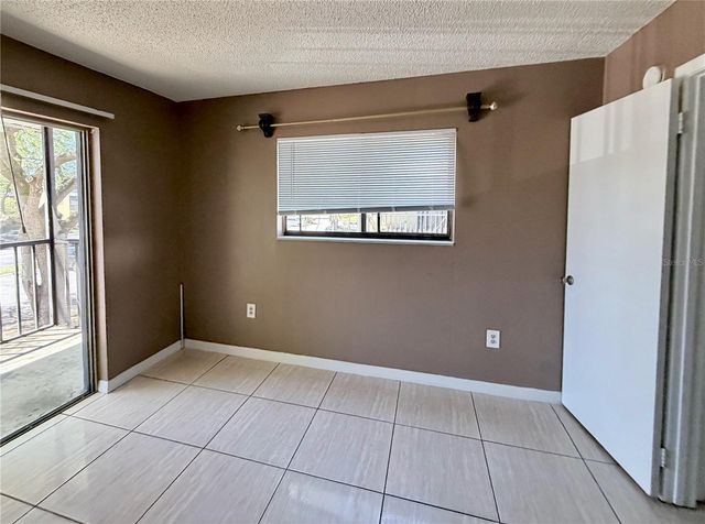 2565 OAK PARK WAY 213, Orlando, FL 32822