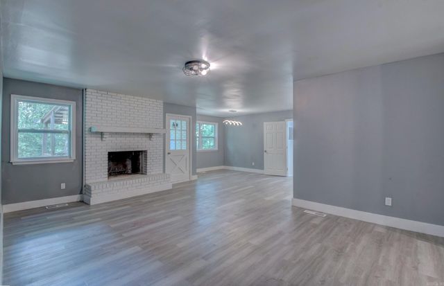312 Eubanks Road, Sherwood, AR 72120