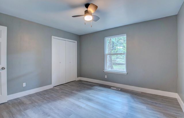 312 Eubanks Road, Sherwood, AR 72120