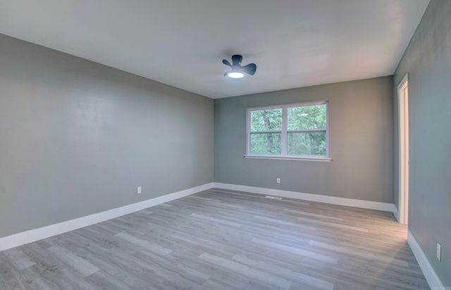 312 Eubanks Road, Sherwood, AR 72120