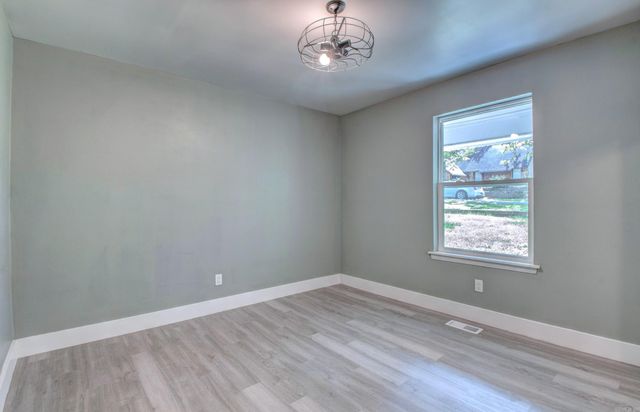 312 Eubanks Road, Sherwood, AR 72120