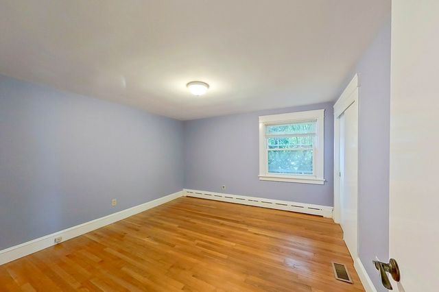 1290 West Main Road, Portsmouth, RI 02871