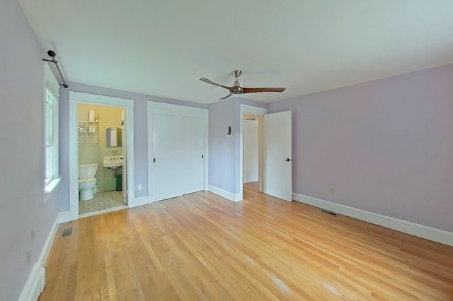 1290 West Main Road, Portsmouth, RI 02871
