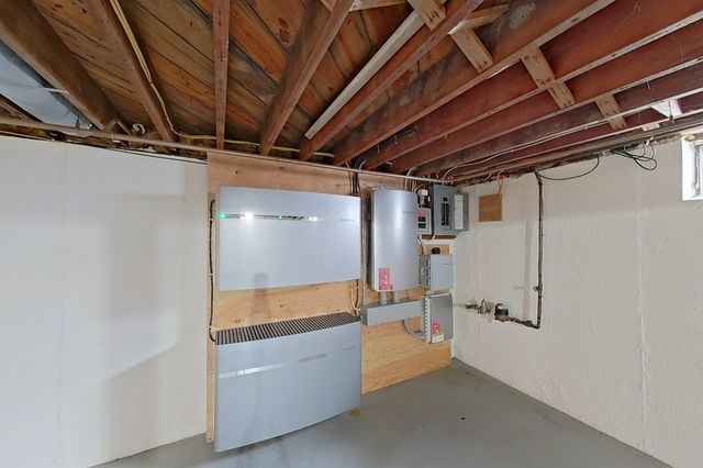 1290 West Main Road, Portsmouth, RI 02871