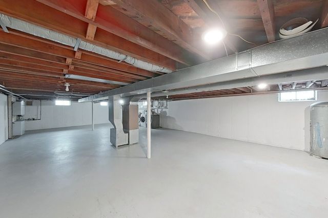 1290 West Main Road, Portsmouth, RI 02871