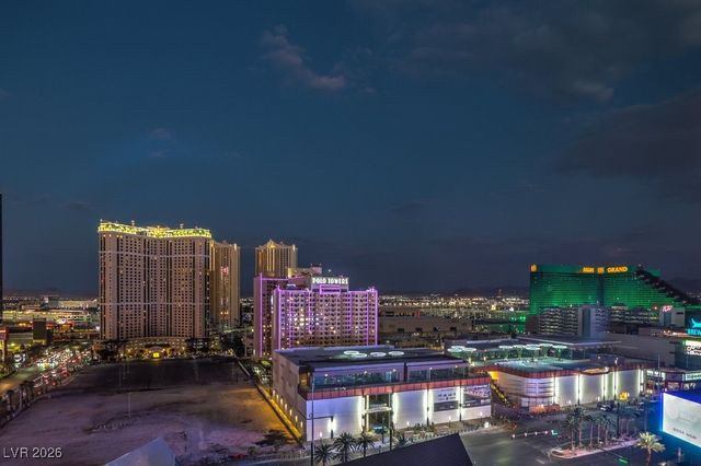 3722 Las Vegas Boulevard 1204, Las Vegas, NV 89158