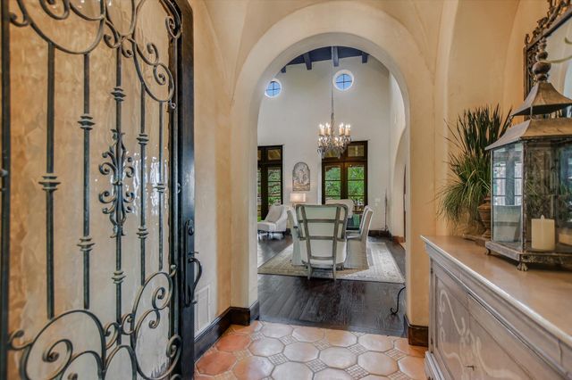 100 Milagro, Horseshoe Bay, TX 78657