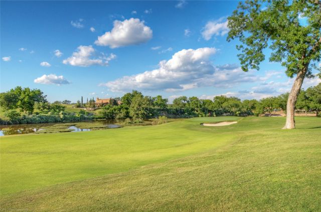 100 Milagro, Horseshoe Bay, TX 78657