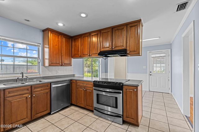 805 Skyland Avenue, Panama City, FL 32401