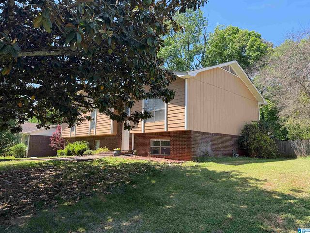 112 PINEBLUFF TRAIL, Trussville, AL 35173