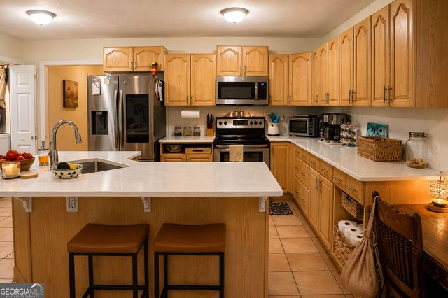 125 Maple Place, Fayetteville, GA 30215