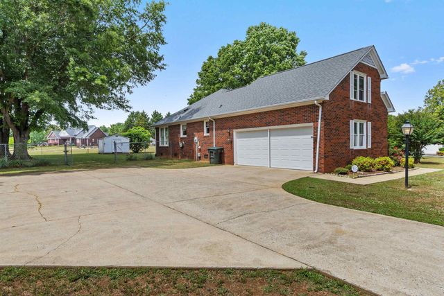 132 Virginia Avenue, Gaffney, SC 29341