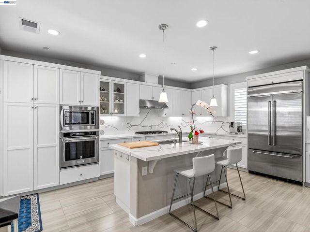 5030 Brook Valley Loop, San Jose, CA 95136